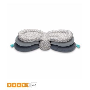 Adjustable nursing pillow